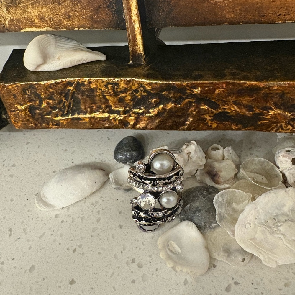 Silver Pearl Ring